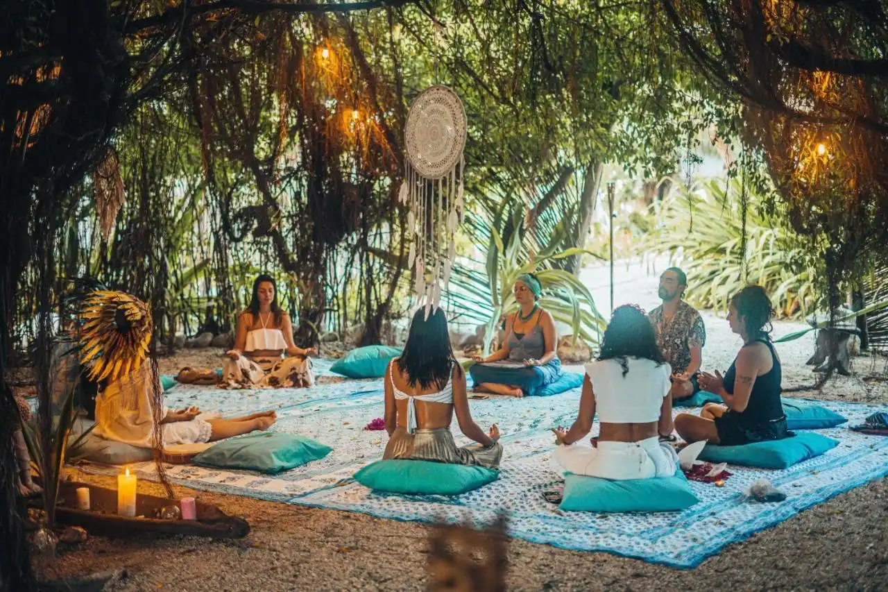 Namaste Beach Day Tour - Punta Arena, Isla de Tierra Bomba