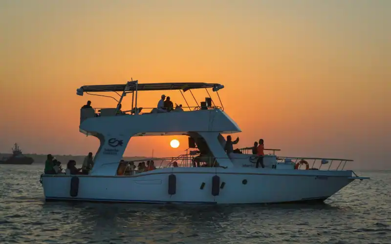 Paseo en Catamarán Sibarita Express por la Bahía de Cartagena